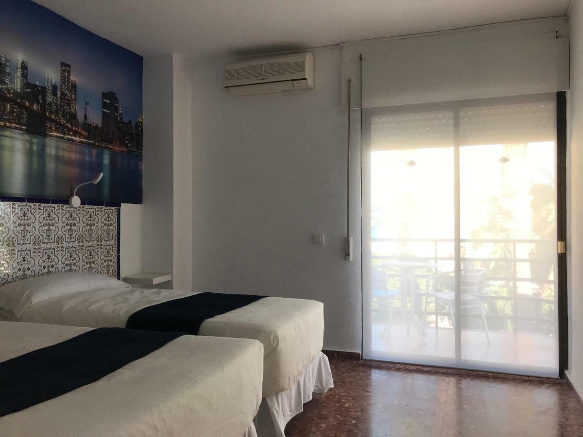 Hotel Playa San Cristobal Альмуньекар Экстерьер фото