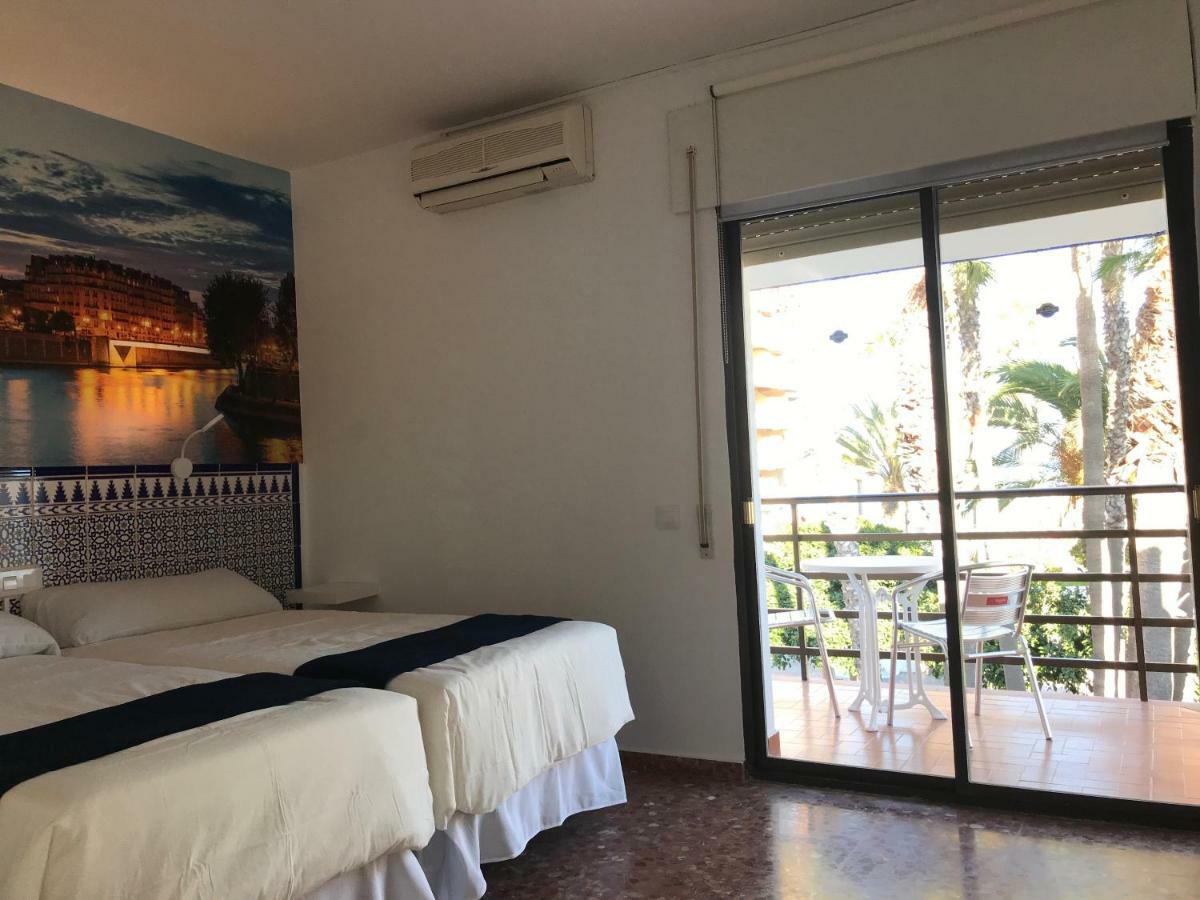 Hotel Playa San Cristobal Альмуньекар Экстерьер фото